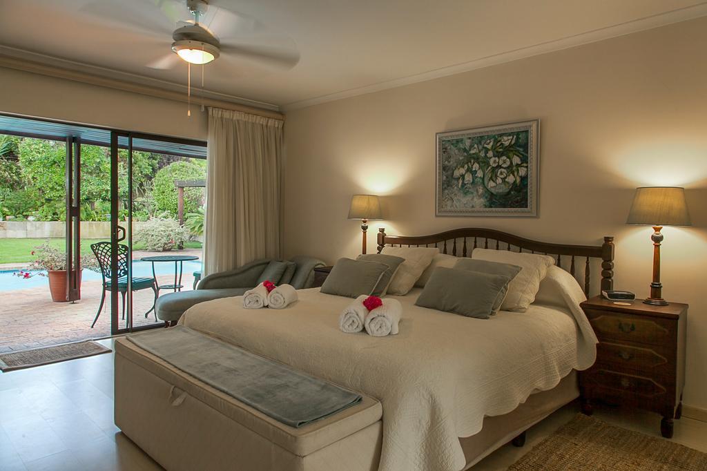 Majorca House Bed and Breakfast Somerset West Rum bild