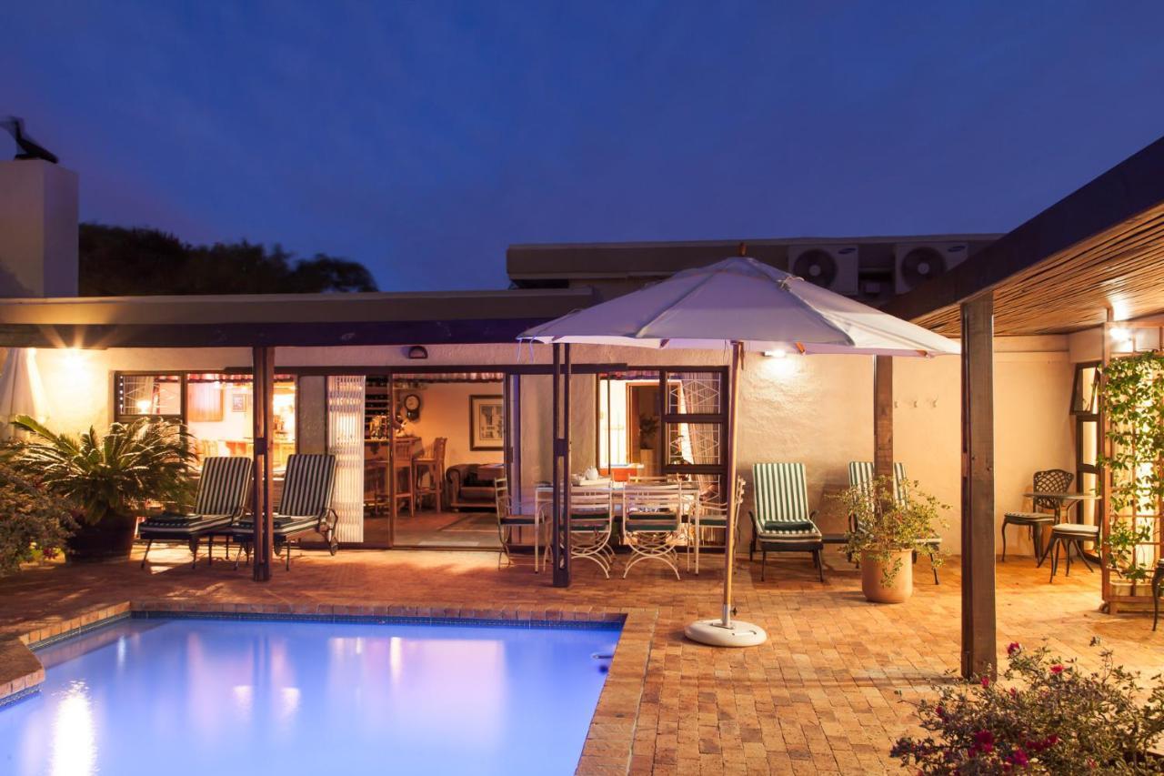 Majorca House Bed and Breakfast Somerset West Exteriör bild